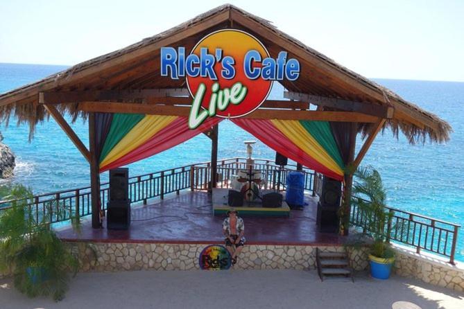 Seashore Vacation Home, Oceanpointe, Lucea, Jamaica Kültér fotó